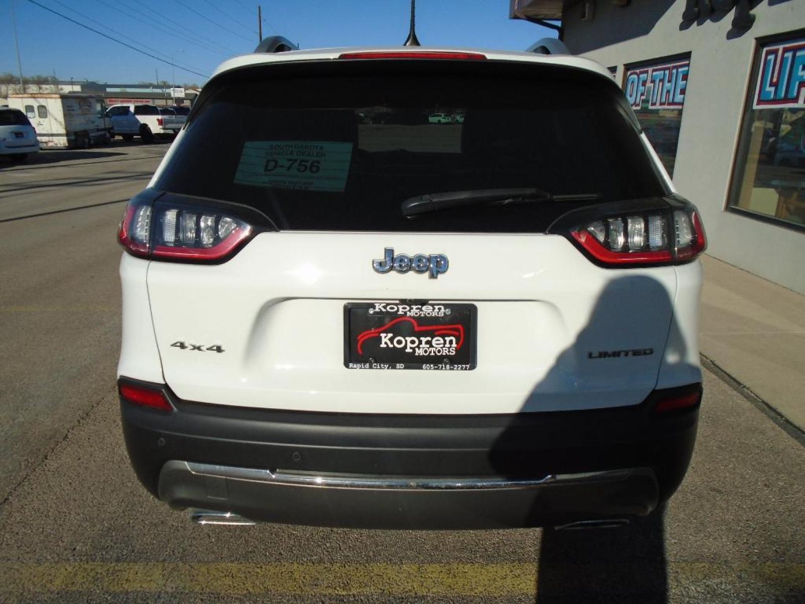2019 Bright White Clearcoat Jeep Cherokee Limited (1C4PJMDX1KD) with an 3.2 liter V6 Cylinder Engine engine, Automatic transmission, located at 222 N Cambell St., Rapid City, SD, 57701, (866) 420-2727, 44.081833, -103.191032 - Good News! This certified CARFAX 1-owner vehicle has only had one owner before you. See what's behind you with the back up camera on this unit. Bluetooth technology is built into this Jeep Cherokee, keeping your hands on the steering wheel and your focus on the road. Our dealership has already run t - Photo #2