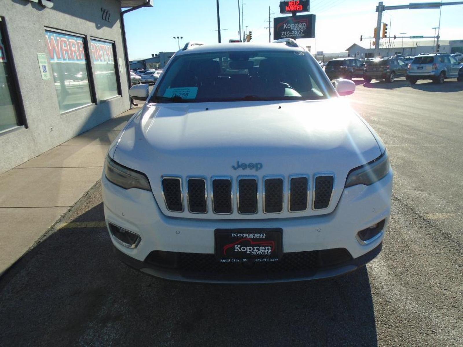 2019 Bright White Clearcoat Jeep Cherokee Limited (1C4PJMDX1KD) with an 3.2 liter V6 Cylinder Engine engine, Automatic transmission, located at 222 N Cambell St., Rapid City, SD, 57701, (866) 420-2727, 44.081833, -103.191032 - Good News! This certified CARFAX 1-owner vehicle has only had one owner before you. See what's behind you with the back up camera on this unit. Bluetooth technology is built into this Jeep Cherokee, keeping your hands on the steering wheel and your focus on the road. Our dealership has already run t - Photo #5