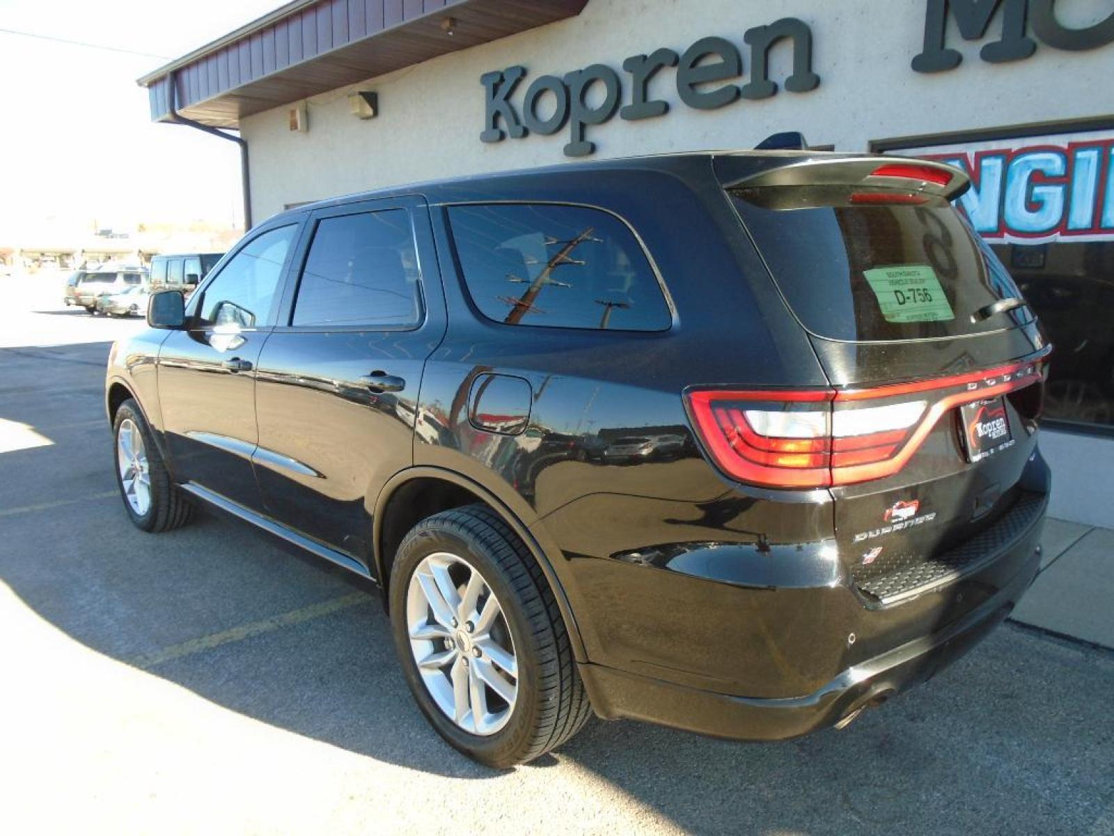 2021 DB Black Clearcoat Dodge Durango GT (1C4RDJDG2MC) with an 3.6 liter V6 Cylinder Engine engine, 8-SPEED AUTOMATIC (850RE) transmission, located at 222 N Cambell St., Rapid City, SD, 57701, (866) 420-2727, 44.081833, -103.191032 - This Dodge Durango features a hands-free Bluetooth phone system. Protect it from unwanted accidents with a cutting edge backup camera system. Our dealership has already run the CARFAX report and it is clean. A clean CARFAX is a great asset for resale value in the future. The rear parking assist tec - Photo #6