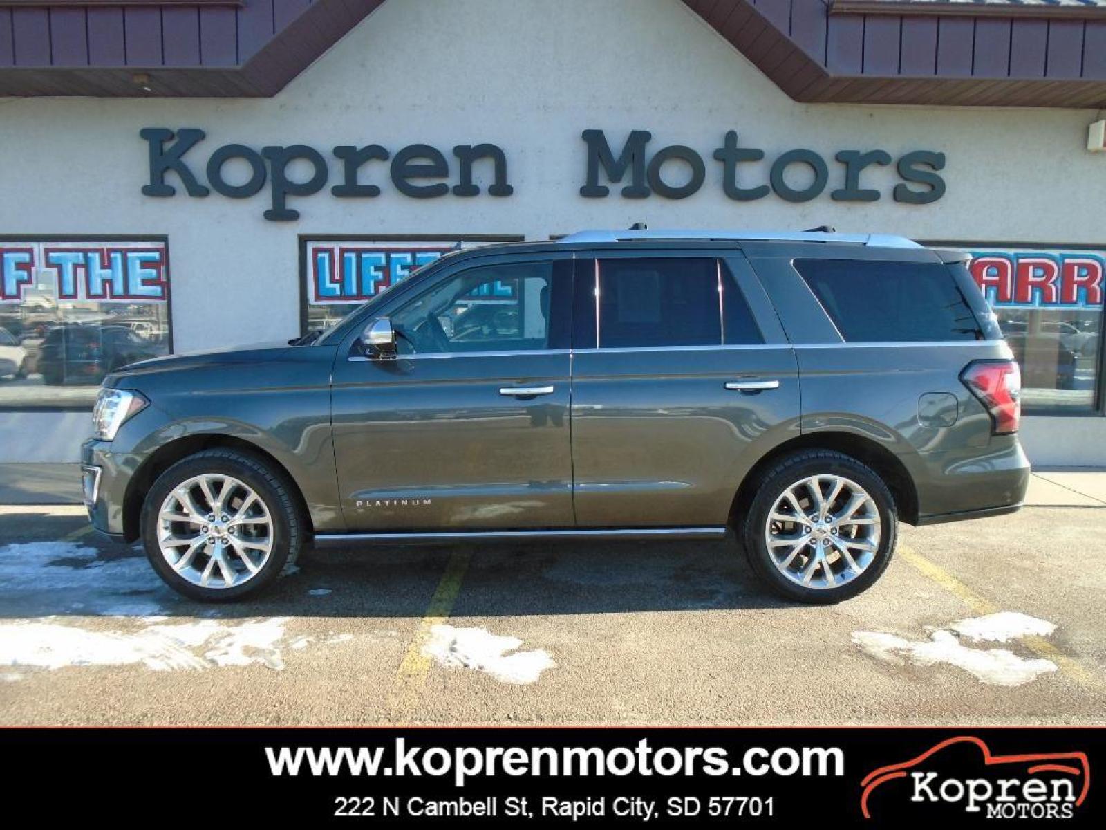 2018 Stone Gray Metallic Ford Expedition Platinum (1FMJU1MT1JE) with an 3.5 liter V6 Cylinder Engine engine, 10-SPEED AUTOMATIC W/SELECTSHIFT transmission, located at 222 N Cambell St., Rapid City, SD, 57701, (866) 420-2727, 44.081833, -103.191032 - Protect this 2018 Ford Expedition from unwanted accidents with a cutting edge backup camera system. It has a clean CARFAX vehicle history report. You'll never again be lost in a crowded city or a country region with the navigation system on the Ford Expedition. The state of the art park assist sys - Photo #0