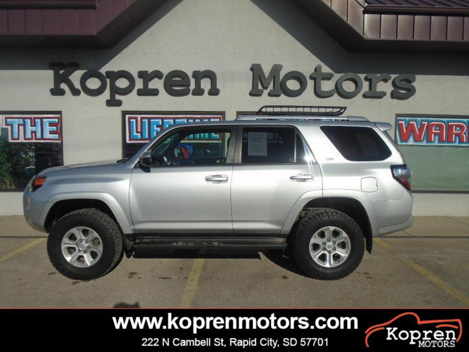 2017 Classic Silver Metallic /Black/Graphite Toyota 4Runner SR5 (JTEBU5JR4H5) with an V6, 4.0L engine, 5-speed automatic transmission, located at 222 N Cambell St., Rapid City, SD, 57701, (866) 420-2727, 44.081833, -103.191032 - <b>Equipment</b><br>Protect this vehicle from unwanted accidents with a cutting edge backup camera system. The vehicle has satellite radio capabilities. This unit features a hands-free Bluetooth phone system. with XM/Sirus Satellite Radio you are no longer restricted by poor quality local radio sta - Photo #0