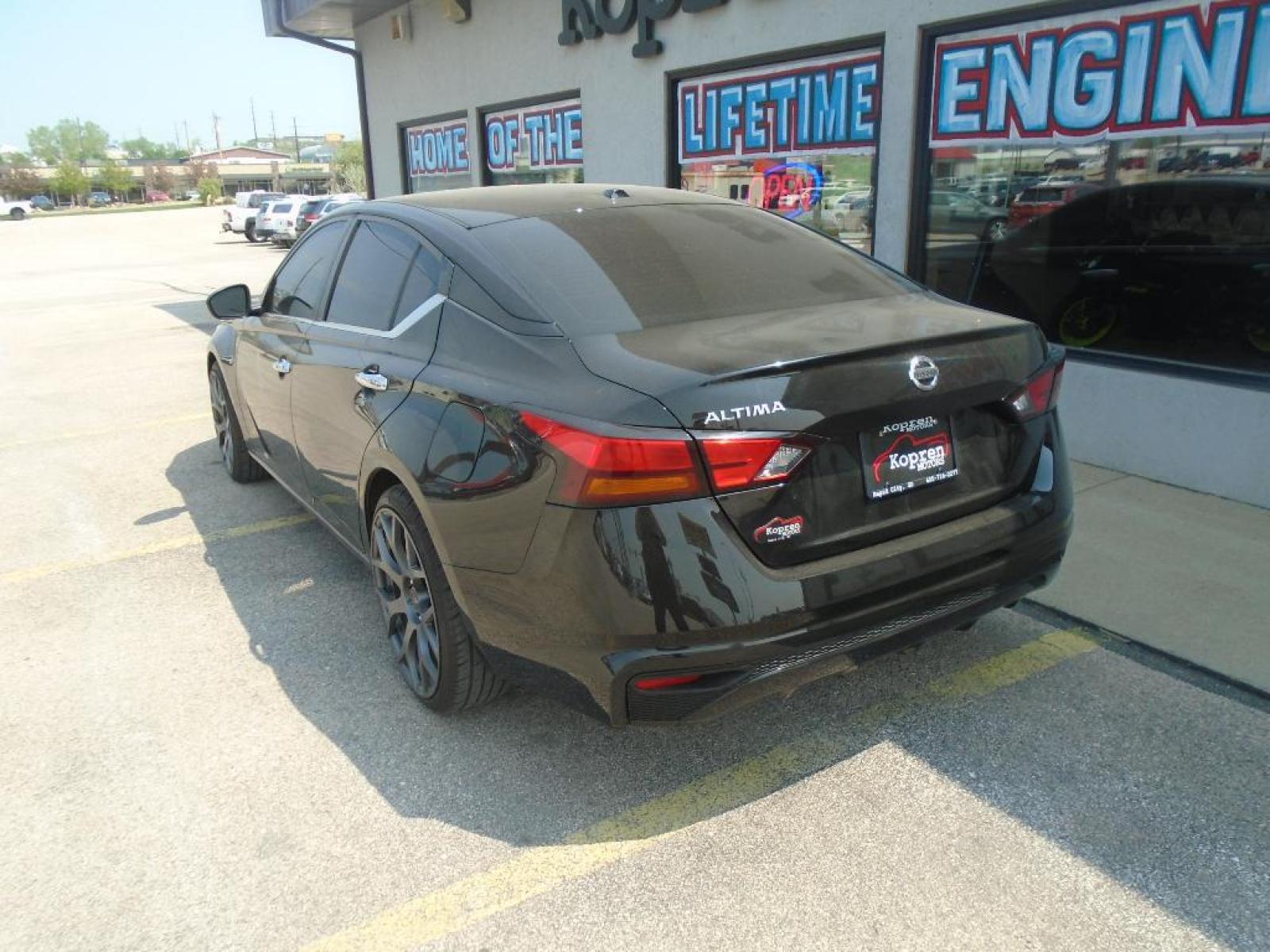 2020 Super Black /Charcoal Nissan Altima 2.5 S (1N4BL4BV1LC) with an L4, 2.5L engine, CVT transmission, located at 222 N Cambell St., Rapid City, SD, 57701, (866) 420-2727, 44.081833, -103.191032 - <b>Equipment</b><br>Bluetooth technology is built into this mid-size car, keeping your hands on the steering wheel and your focus on the road. Our dealership has already run the CARFAX report and it is clean. A clean CARFAX is a great asset for resale value in the future. See what's behind you with - Photo #1